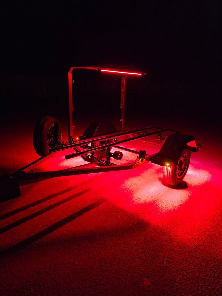 Trailer with red light bar