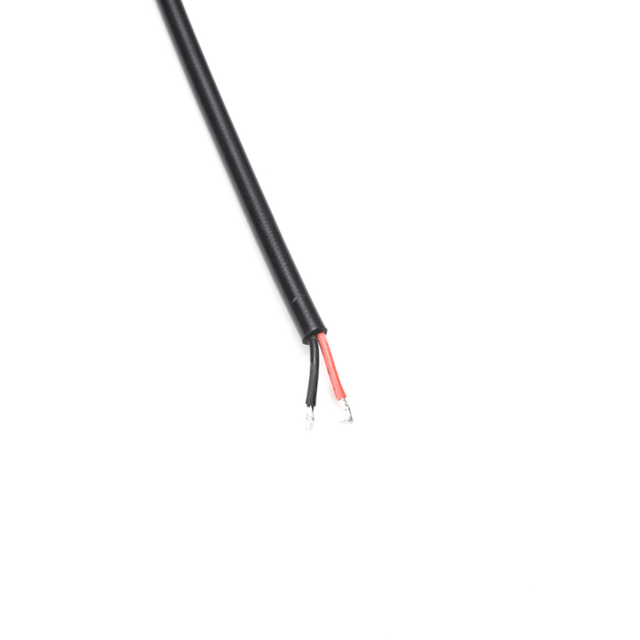 Tinned red and black wire ends on a Kingpin light's power lead